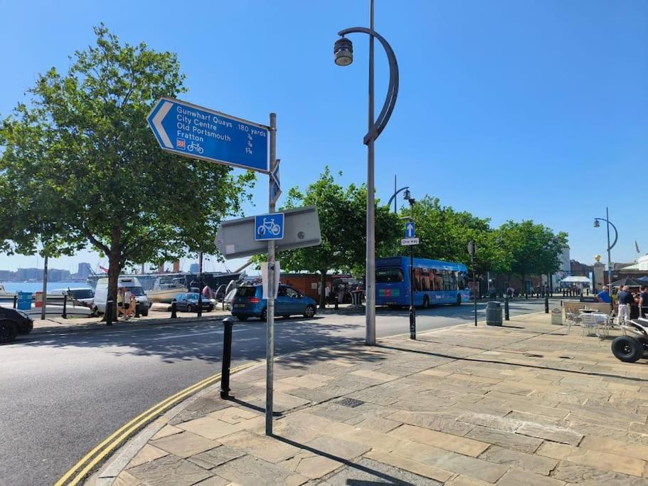 Appartement Issara 49 - Great Location & Private Parking Portsmouth