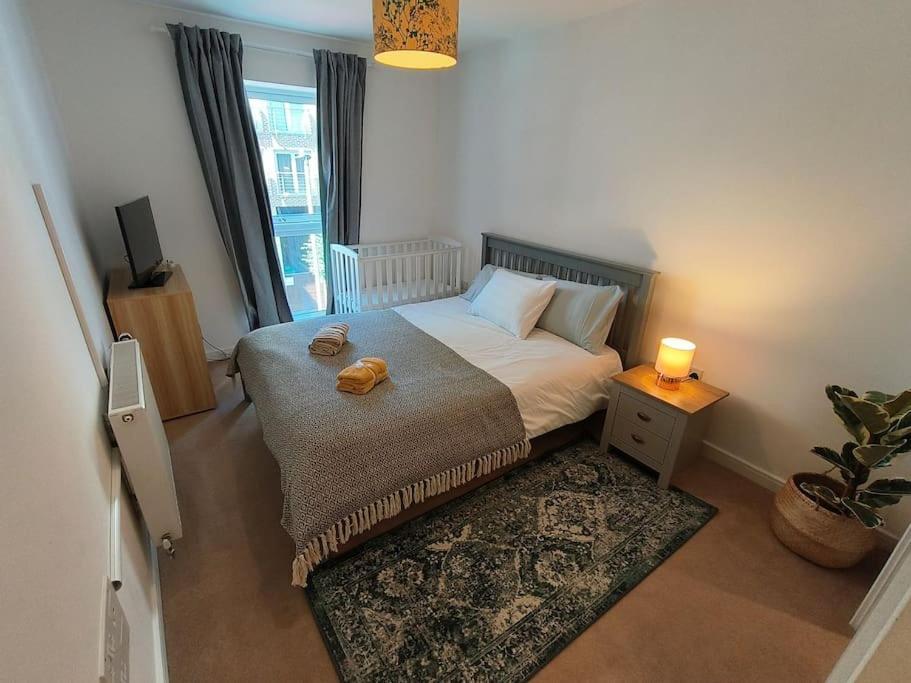 Issara 49 - Great Location & Private Parking Appartement *