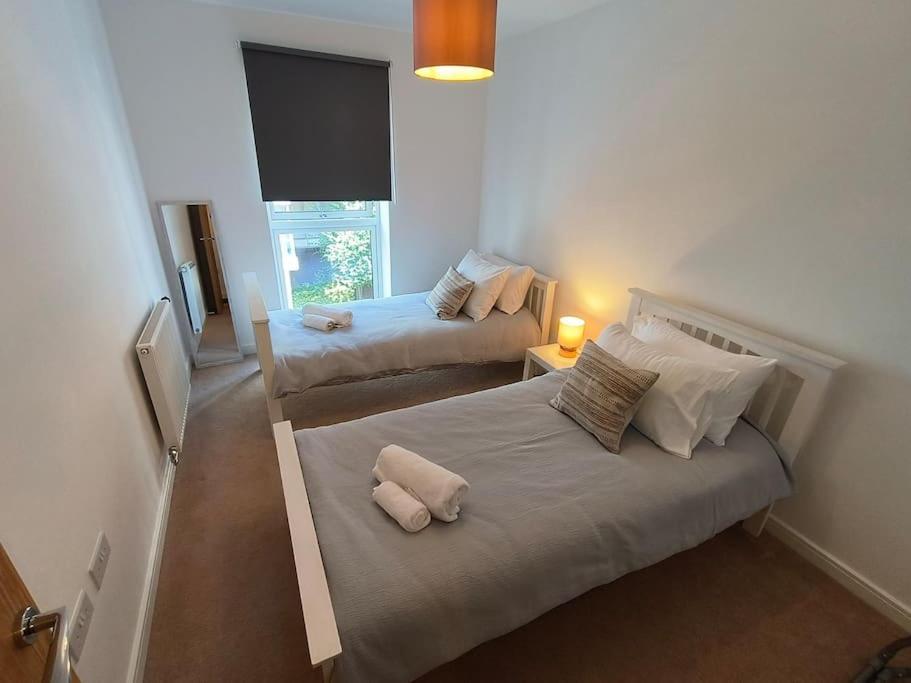 Issara 49 - Great Location & Private Parking Appartement *