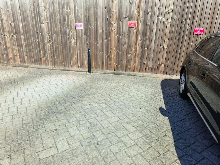 Appartement Issara 49 - Great Location & Private Parking *